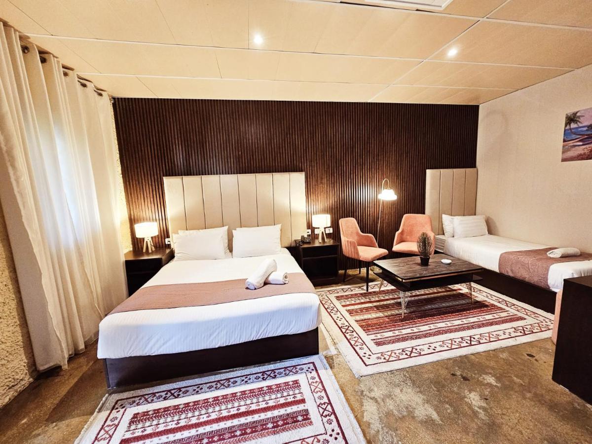 יריחו Qasr Alnkheel Resort And Hotel מראה חיצוני תמונה
